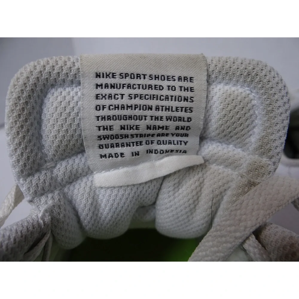 Nike Sport‎ Shoes DH3161 101 White Lace Up Sneakers Youth Size 6.5
